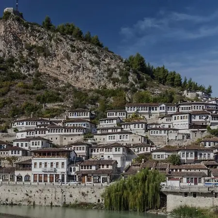 V. Doga Bed & Breakfast Berat