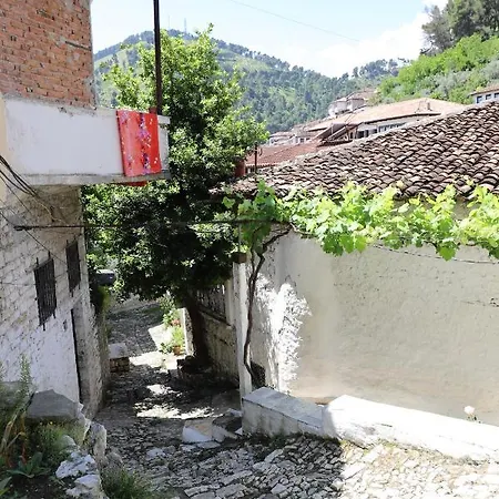 V. Doga Bed & Breakfast Berat